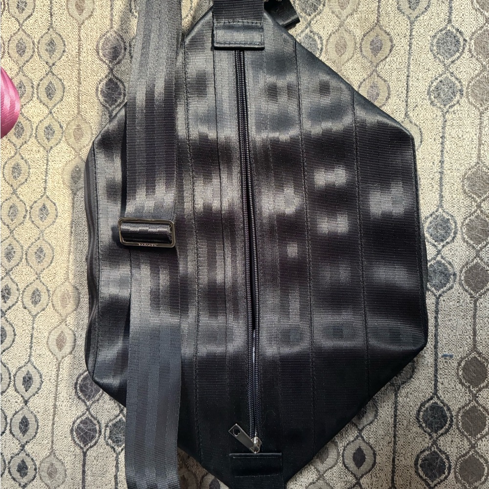 Harvey’s Seatbelt Brooklyn Hobo with tags, brand new